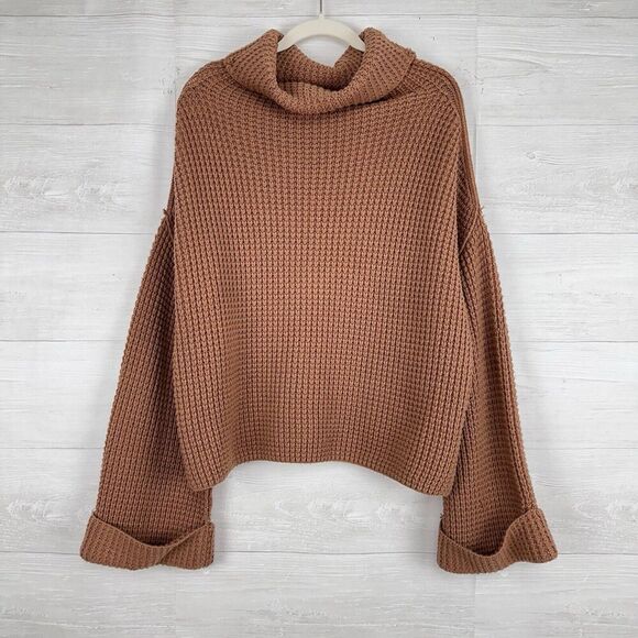 Free People Oversized Slouchy Sweater M Brown Pullover Cowl Neck Chunky Knit - Picture 7 of 14